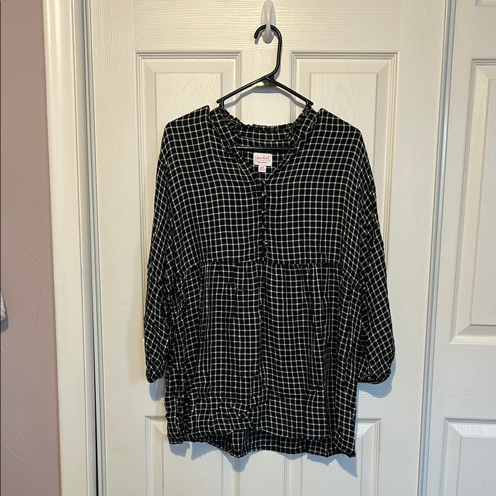 Black and White Checkered Women's Top